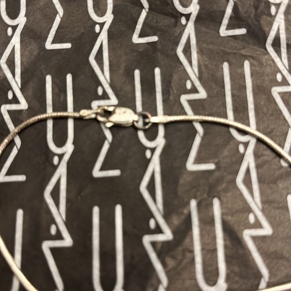 SALE!! STERLING SILVER NECKLACE WIRE HEART PENDANT - Picture 3 of 6